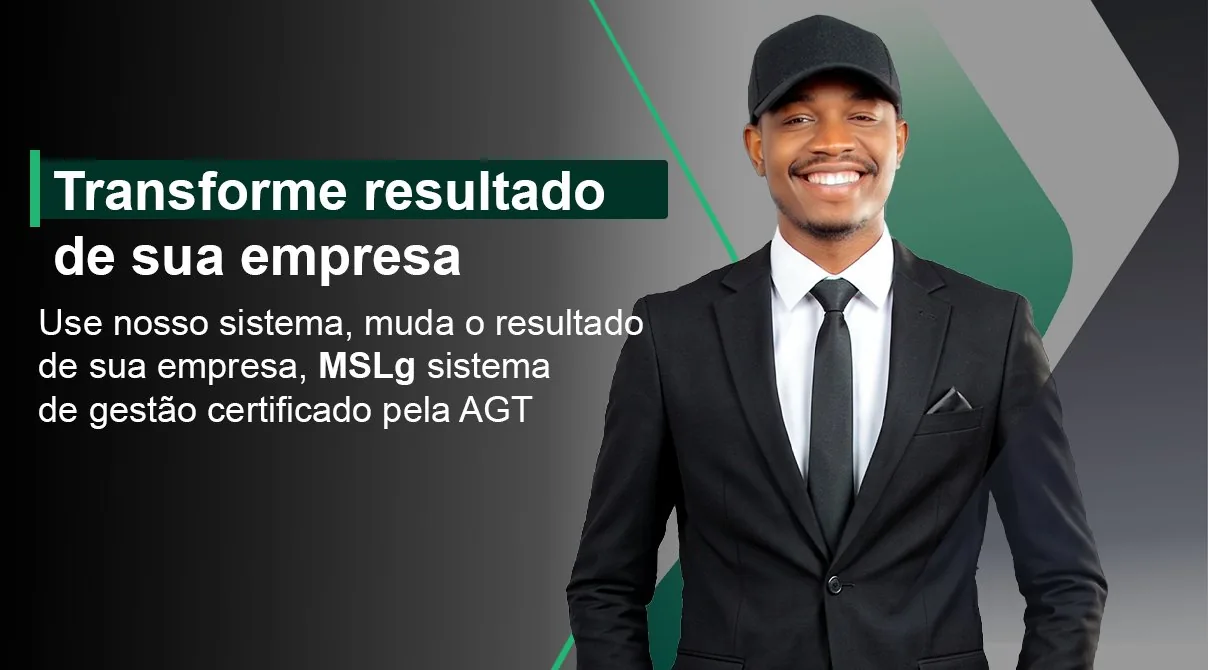 Profissional sorridente a mostrar como o MSLg torna a gestão empresarial simples
